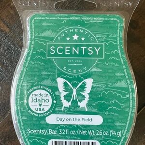 Day on the Field - Scentsy Bar